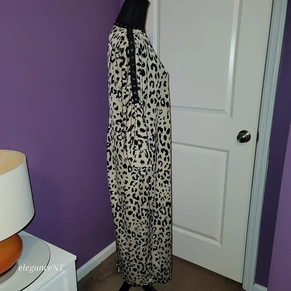 Janette Plus Black and Cream Animal Print Long Sleeve Dress Sz: 2X - Picture 6 of 10